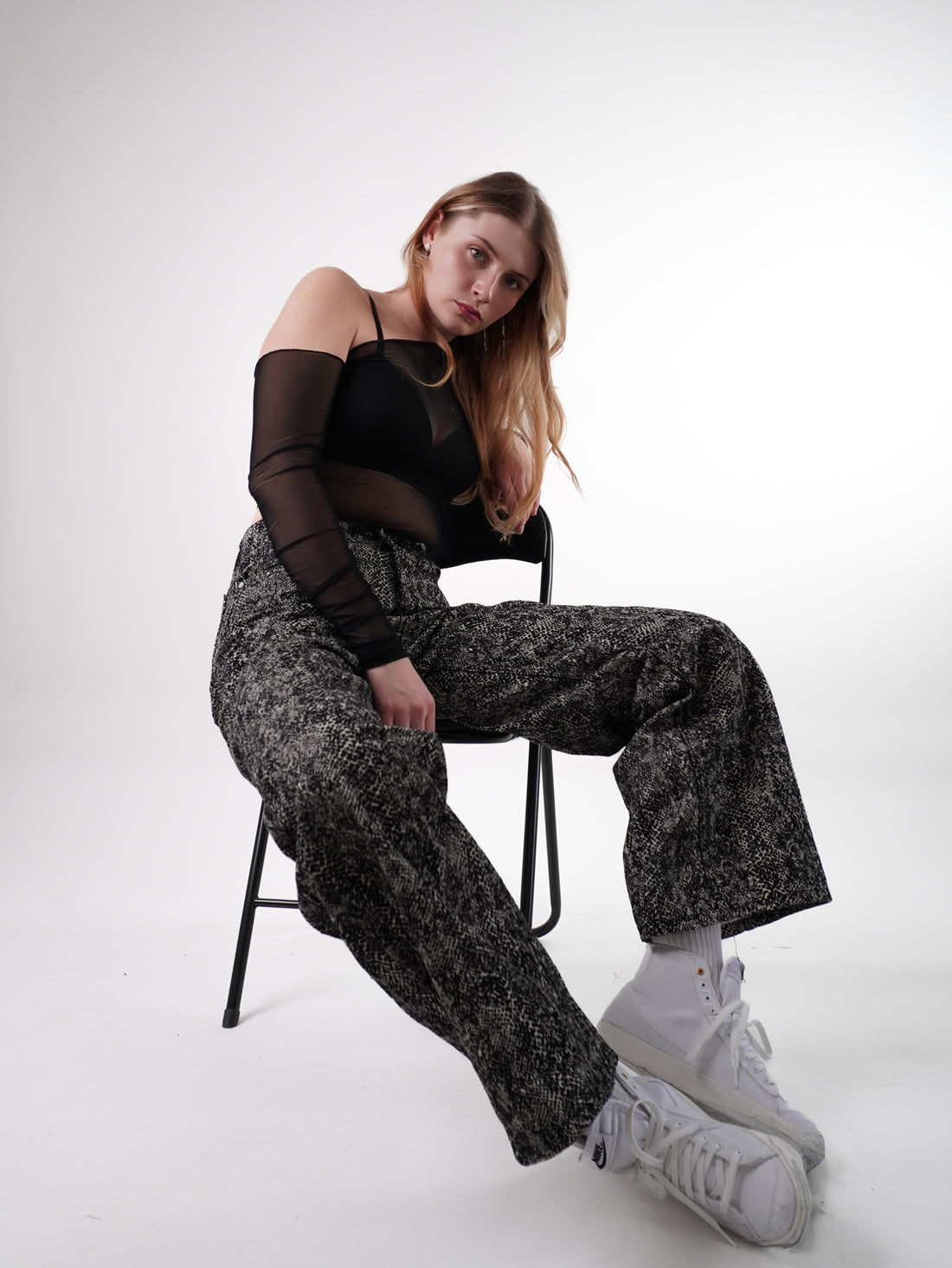 Spodnie Baggy Fit Design Czarne ALIEN JEANS